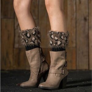 Funbase Women Fashion Leopard Faux Fur Boot Cuffs four pairs